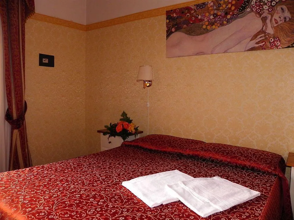 Sleeping Beauty Hotel Rome Guest house